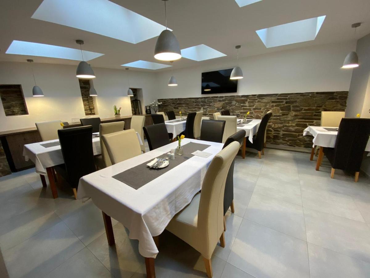 Hotel Gurman Horsovsky Tyn ภายนอก รูปภาพ